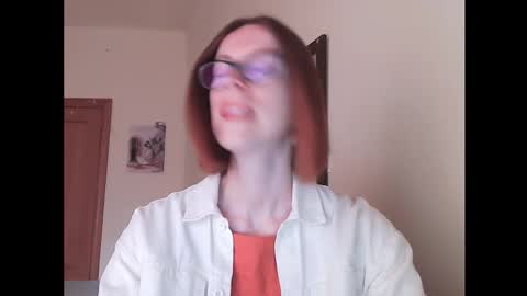 Eva online show from November 5, 2025, 2:06 pm