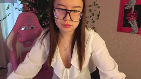 Snapshot of eva_cutties chatting on May 21, 2026, 9:16 am Eva online show from May 21, 2026, 9:16 am