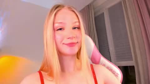 Eva Davis online show from February 1, 2026, 3:05 am