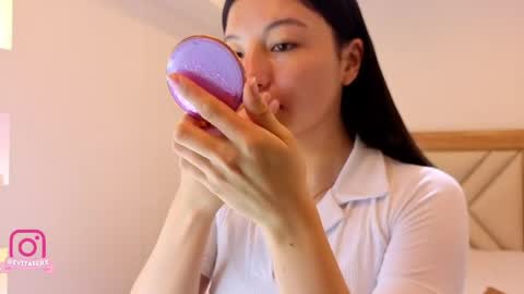 Eva online show from May 12, 2026, 10:01 am