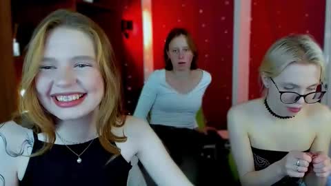 Snapshot of eva_drive chatting on February 25, 2026, 8:18 pm your dream online show from February 25, 2026, 8:18 pm