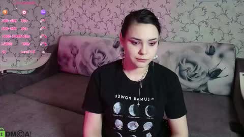 Snapshot of eva_elfiies chatting on February 21, 2026, 5:25 pm Eva online show from February 21, 2026, 5:25 pm