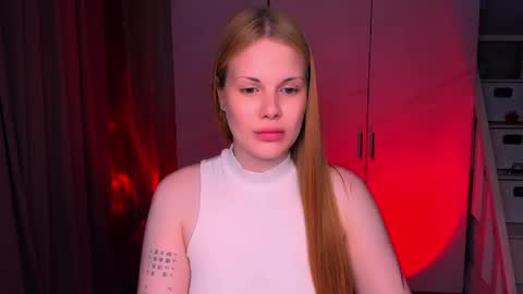 Snapshot of eva_ellis chatting on June 4, 2026, 11:49 am Eva online show from June 4, 2026, 11:49 am