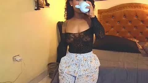 Snapshot of eva_foxs chatting on December 4, 2025, 9:56 pm Eva Foxs online show from December 4, 2025, 9:56 pm