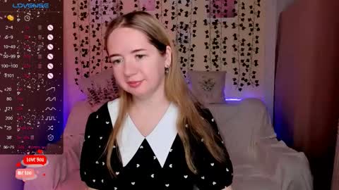 Snapshot of eva_greys chatting on December 1, 2025, 2:16 am Eva online show from December 1, 2025, 2:16 am