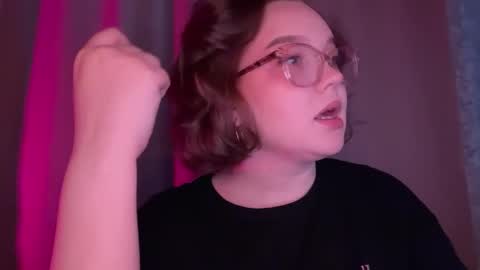 Snapshot of eva_kittenn chatting on November 18, 2025, 12:53 pm eva_kittenn online show from November 18, 2025, 12:53 pm