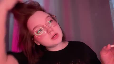 Snapshot of eva_kittenn chatting on November 27, 2025, 10:50 am eva_kittenn online show from November 27, 2025, 10:50 am