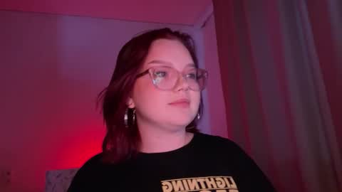 eva_kittenn online show from March 4, 2026, 2:45 pm