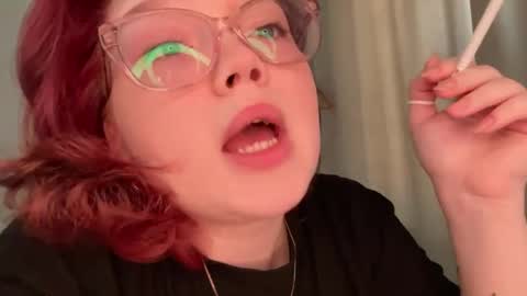 eva_kittenn online show from April 19, 2026, 10:58 am