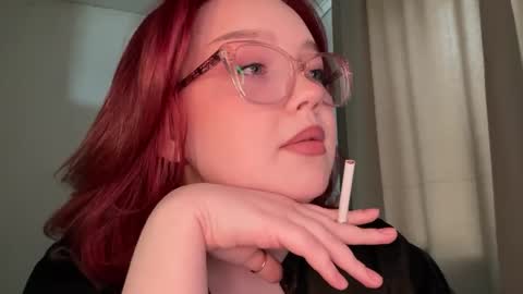 eva_kittenn online show from May 12, 2026, 1:41 pm