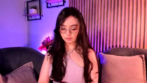 Snapshot of eva_macalliter chatting on March 7, 2026, 3:36 am Angelinne online show from March 7, 2026, 3:36 am