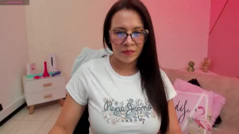 Eva  online show from March 25, 2026, 2:34 pm