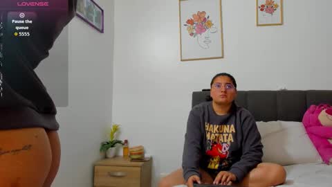 Snapshot of eva_mia_ chatting on March 29, 2026, 6:52 pm Eva y Mia online show from March 29, 2026, 6:52 pm
