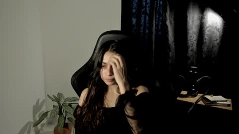 eva_monn online show from December 27, 2024, 10:16 pm