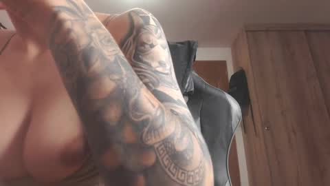 Snapshot of eva_monwalker chatting on April 1, 2026, 1:41 pm Eva cute online show from April 1, 2026, 1:41 pm