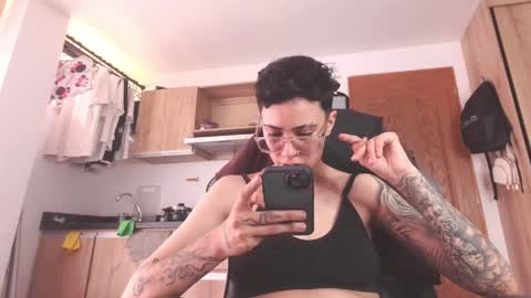 Snapshot of eva_monwalker chatting on April 7, 2026, 5:35 pm Eva cute online show from April 7, 2026, 5:35 pm