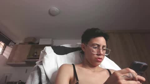 Snapshot of eva_monwalker chatting on April 28, 2026, 12:54 pm Eva cute online show from April 28, 2026, 12:54 pm
