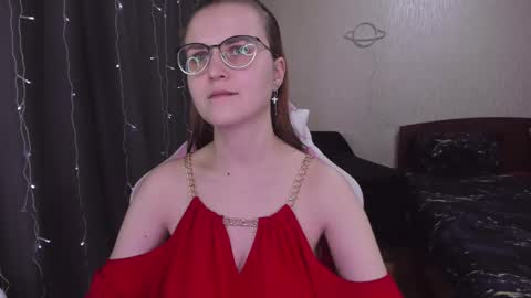 Eva online show from March 4, 2025, 2:10 pm