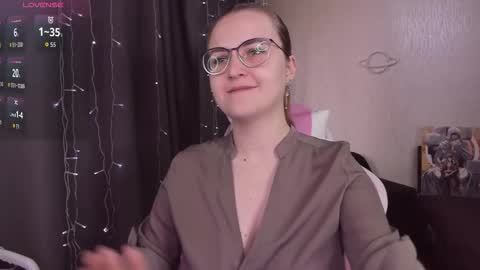 Eva online show from September 26, 2025, 10:41 am