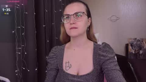 Eva online show from October 5, 2025, 9:51 am