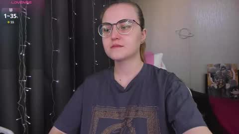 Snapshot of eva_orchid chatting on February 23, 2026, 12:02 pm Eva online show from February 23, 2026, 12:02 pm