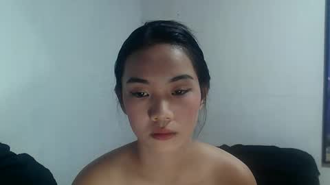 eva_pinay19 online show from November 7, 2025, 10:48 am