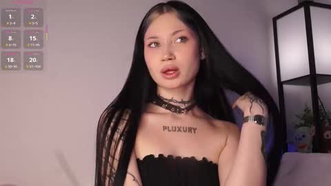 Snapshot of eva_pixie chatting on September 30, 2025, 3:06 pm Eva online show from September 30, 2025, 3:06 pm