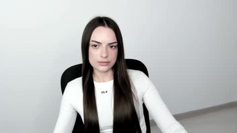 Snapshot of eva_rossee_ chatting on January 19, 2025, 4:14 pm Eva online show from January 19, 2025, 4:14 pm