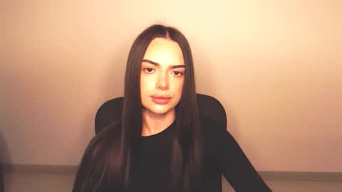 Snapshot of eva_rossee_ chatting on October 23, 2025, 5:01 pm Eva online show from October 23, 2025, 5:01 pm