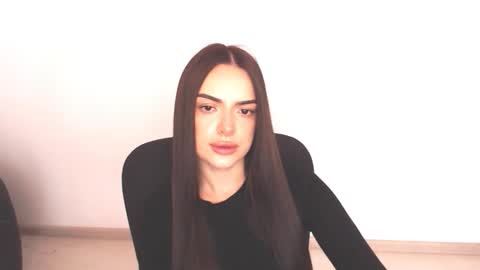 Snapshot of eva_rossee_ chatting on October 30, 2025, 11:22 am Eva online show from October 30, 2025, 11:22 am