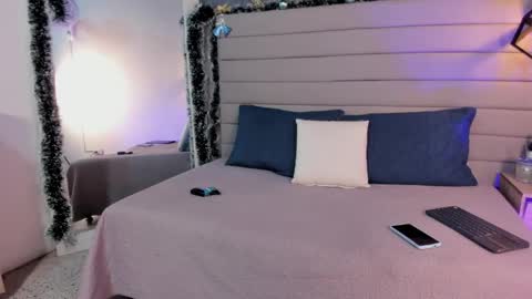 Snapshot of eva_rossi_ chatting on January 9, 2026, 11:35 am eva_rossi_ online show from January 9, 2026, 11:35 am