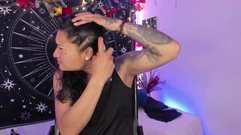 Snapshot of eva_sanderslee chatting on December 23, 2025, 8:45 am Eva online show from December 23, 2025, 8:45 am