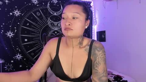 Snapshot of eva_sanderslee chatting on January 11, 2026, 9:14 am Eva online show from January 11, 2026, 9:14 am