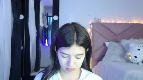 Snapshot of eva_sin18 chatting on January 6, 2026, 11:18 pm Eva Sin online show from January 6, 2026, 11:18 pm