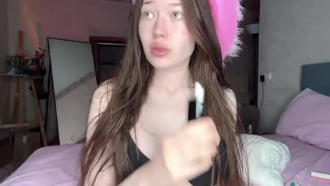 eva varnerr online show from May 11, 2026, 9:34 pm