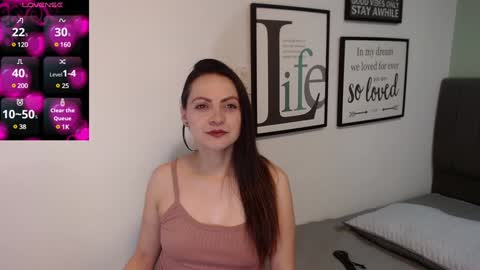 Snapshot of eva_villa chatting on December 11, 2024, 8:07 pm Eva online show from December 11, 2024, 8:07 pm