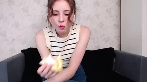 Snapshot of evaa_love_ chatting on February 4, 2026, 7:47 am Eva online show from February 4, 2026, 7:47 am