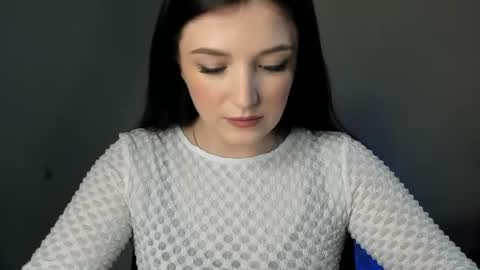 Eva online show from February 21, 2025, 2:06 pm