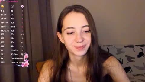 Snapshot of evabradly chatting on December 3, 2025, 7:56 pm evabradly online show from December 3, 2025, 7:56 pm