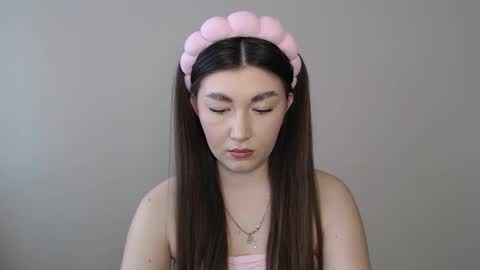 Evachaturbatte online show from March 19, 2026, 9:57 am