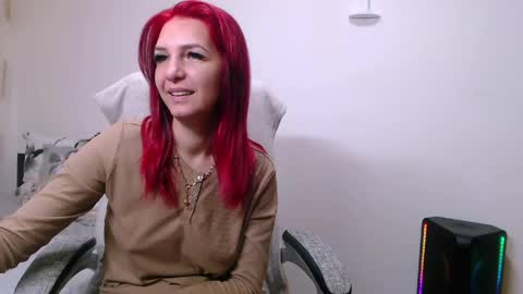 Snapshot of evadesireone chatting on April 15, 2026, 7:58 pm EvadesireONE online show from April 15, 2026, 7:58 pm