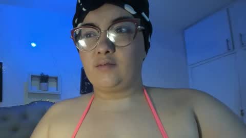 Snapshot of evafla_ chatting on December 16, 2025, 9:58 am Eva online show from December 16, 2025, 9:58 am