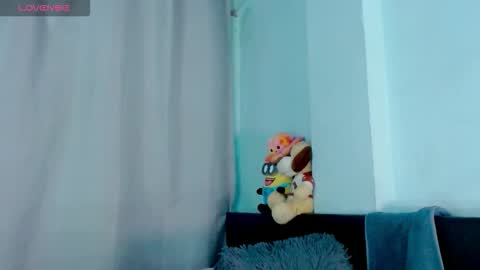 Evah Lee online show from March 8, 2026, 1:03 am