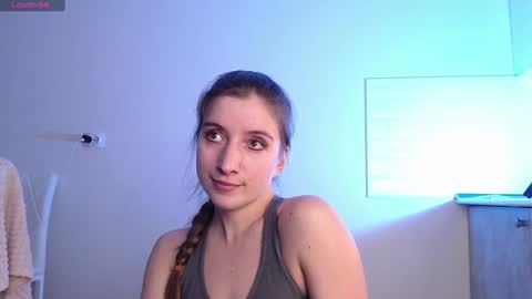 Snapshot of evahailey_ chatting on January 31, 2025, 5:09 am Eva online show from January 31, 2025, 5:09 am