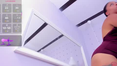 evahalston online show from October 6, 2025, 1:14 am