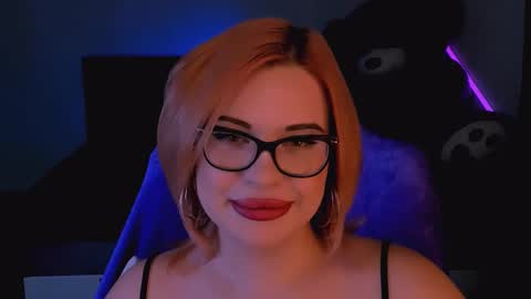 Snapshot of evaharve chatting on October 24, 2025, 11:01 pm Eva online show from October 24, 2025, 11:01 pm