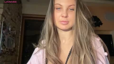 Snapshot of evahazardd chatting on February 3, 2026, 4:23 pm EvaHazard online show from February 3, 2026, 4:23 pm