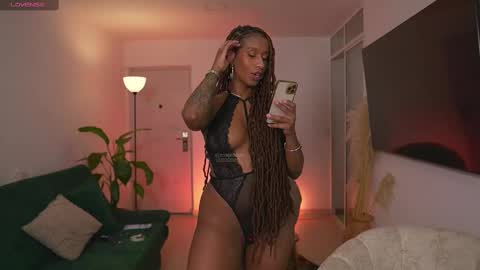 Snapshot of evajacksss_ chatting on February 11, 2025, 10:28 pm evajacksss_ online show from February 11, 2025, 10:28 pm