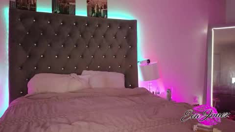 Snapshot of evajonez chatting on January 7, 2026, 8:50 am Eva online show from January 7, 2026, 8:50 am