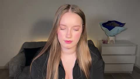 Eva online show from March 3, 2026, 5:41 pm